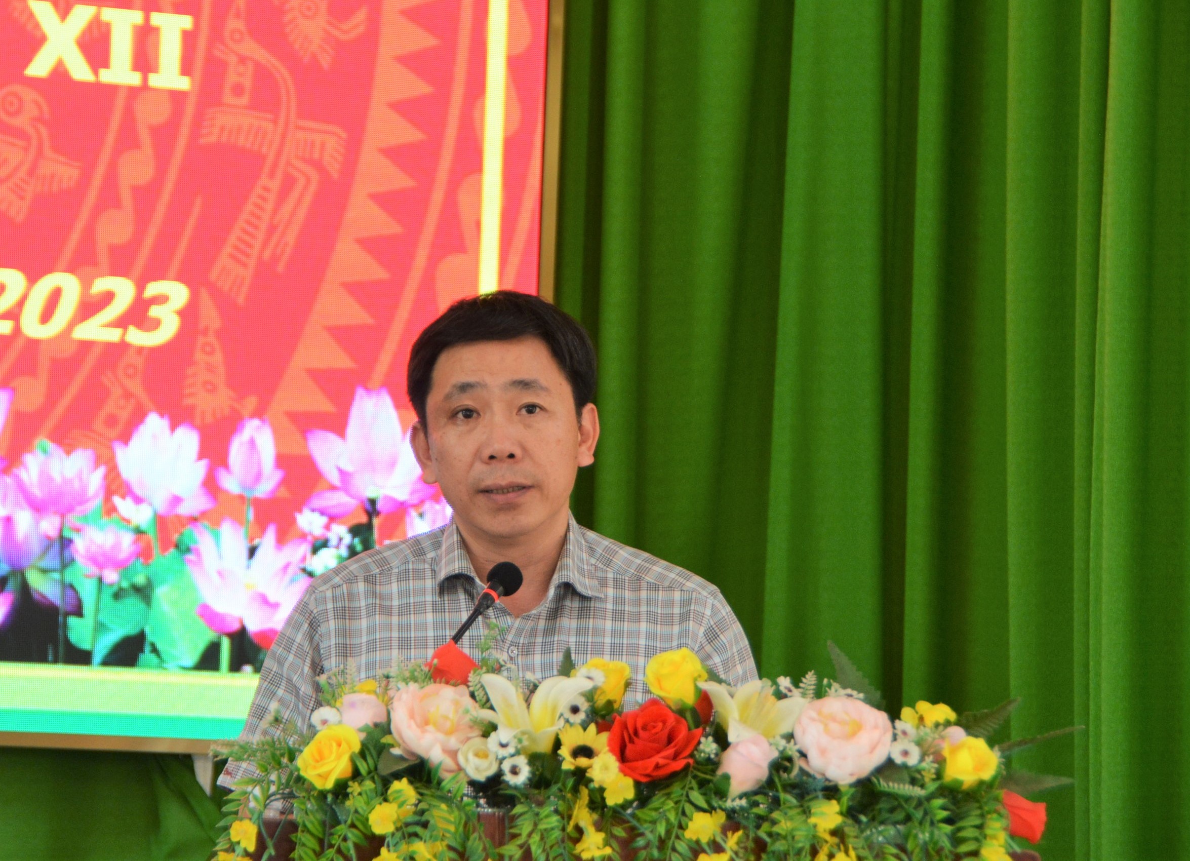4-8 tiếp xúc cử tri (anh ThawngsPCT)